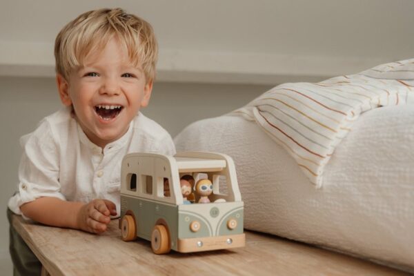Camper van retro en bois – Image 2