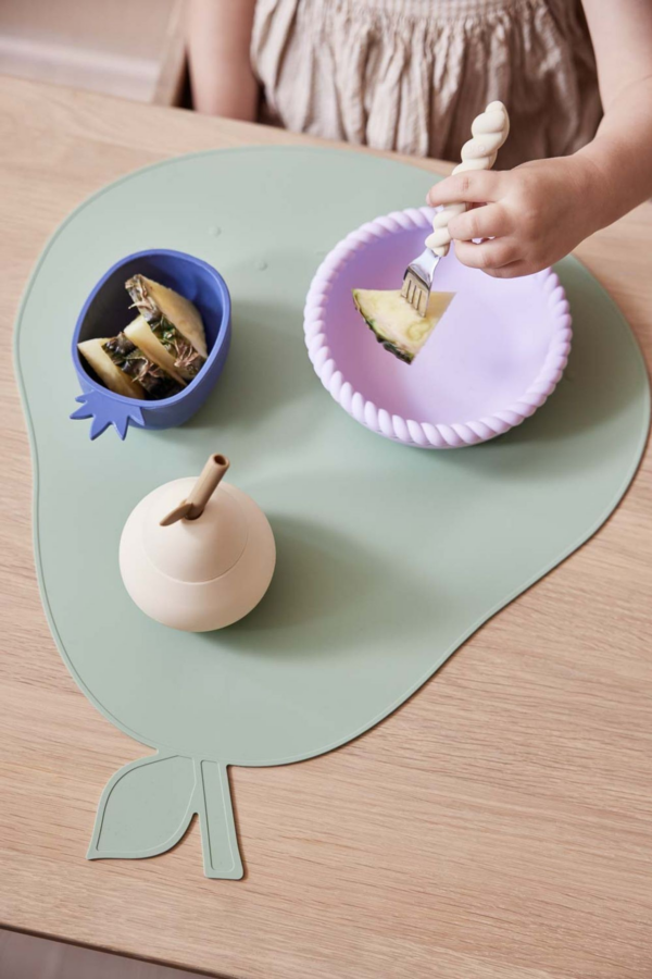 Tasse avec paille en silicone poire - Vanilla – Image 3