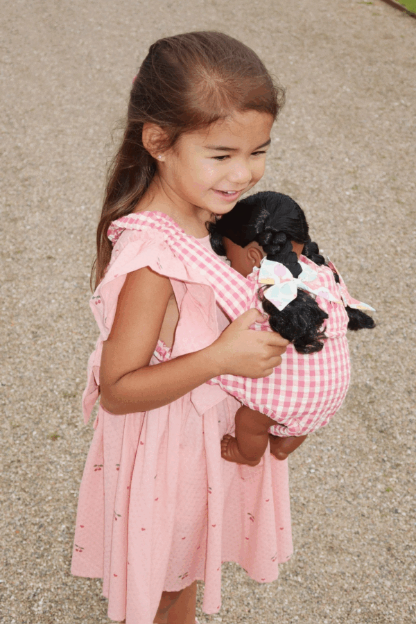 Porte bébé pour poupée - Bubblegum check – Image 2