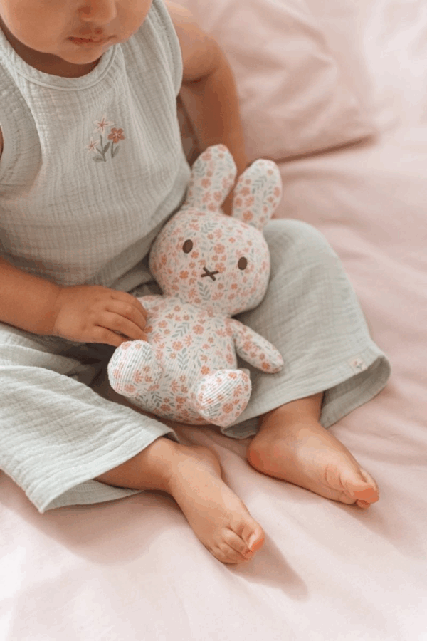 Peluche Miffy all over - Lucky Blossom - 20 cm – Image 4