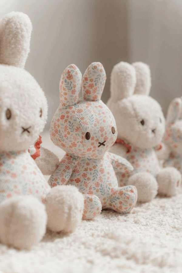 Peluche Miffy all over - Lucky Blossom - 20 cm – Image 3