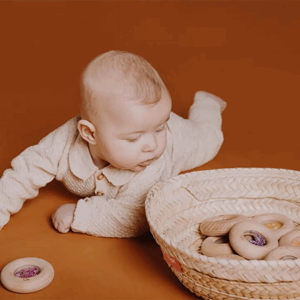 Hochet sensoriel Sensory Donut - Pastèque – Image 3