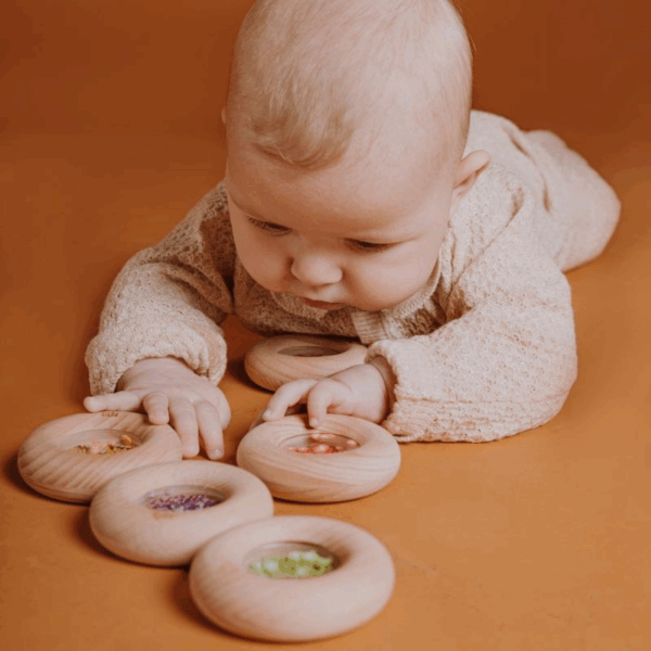 Hochet sensoriel Sensory Donut carottes – Image 3