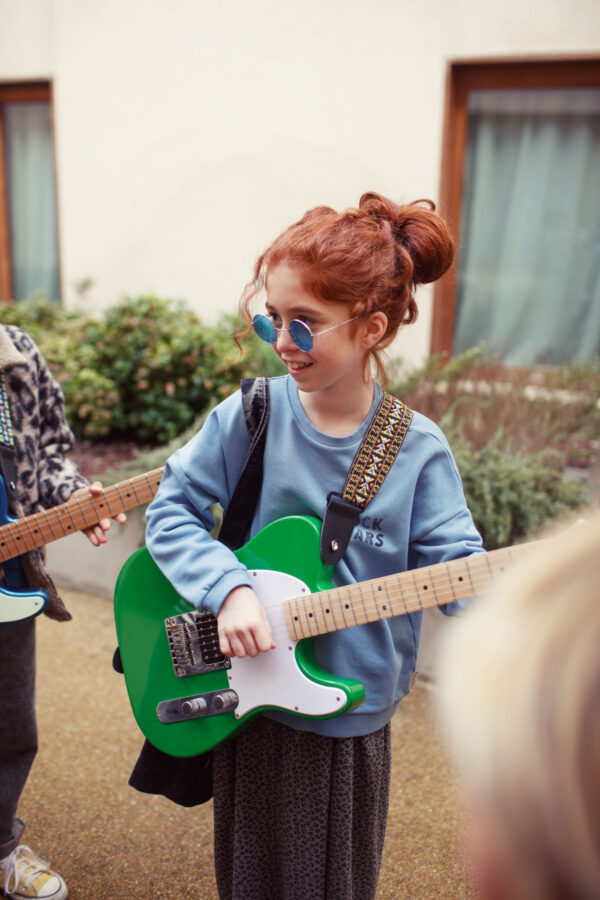 Sweatshirt - Blue "Rock stars" print – Image 4