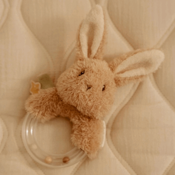 hochet anneau lapin Little Dutch jouet d’éveil