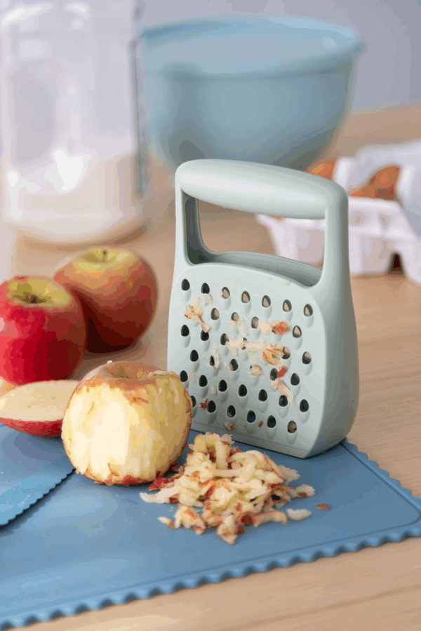 Râpe de cuisine pour enfant KIDDIKUTTER sécurisée dès 3 ans
