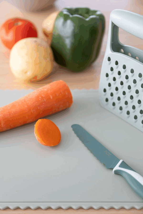 Râpe de cuisine pour enfant KIDDIKUTTER sécurisée dès 3 ans