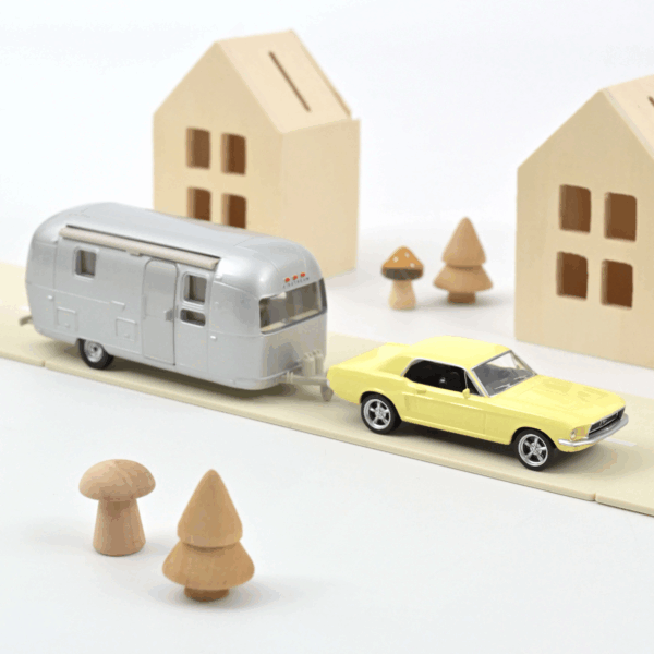 Voiture miniature Ford Mustang 1968 avec caravane Airstream – Image 3