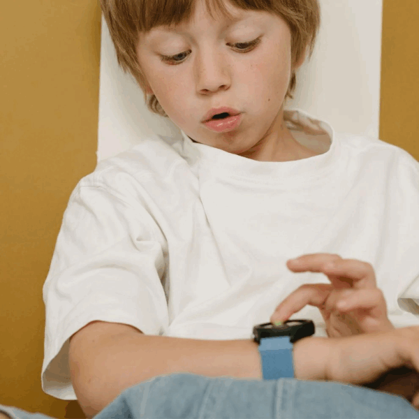 K-Watch Montre interactive enfant bleue – Kidywolf – Image 2