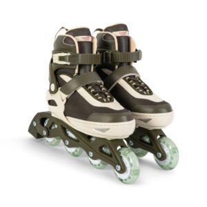 Rollers enfant lumineux verts Kalamata de la marque Konges Slojd
